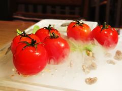 番茄脆菇沙拉-小大董·烤鸭(凤凰汇店)