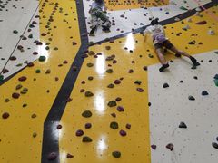 -问山MountQuest攀岩馆