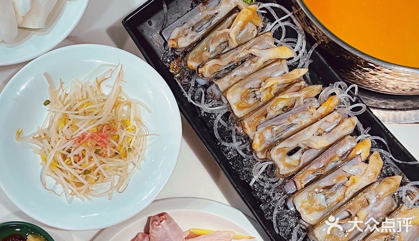 北京路丰盛足料秋日金汤花胶鸡火锅