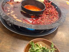 -黄潇洒老火锅(九眼桥宏济巷店)