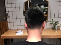 -PE SALON
