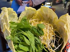 -二荆条·蜀鲜汇城市森林火锅