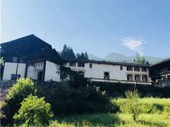 -鹿院坪生态旅游景区