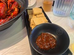 -肥肥虾庄·金牌油焖大虾(沙湖店)