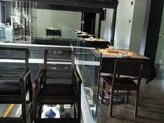 -穹六人间 people 6(岳阳路店)