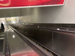 -新百广场(地铁站)