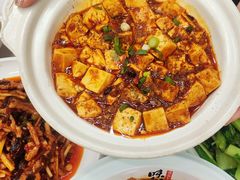 -满岳楼川湘菜(百子湾店)