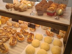 -甜心饼屋(盈彩店)