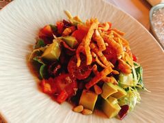 缤纷颗粒沙拉-Kathleen's Waitan 凯圣琳江景西餐厅(外滩店)
