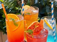 -肆季荟·SEASONS(江苏电视塔店)