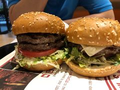 -The Habit Burger Grill 哈比特汉堡(爱琴海店)