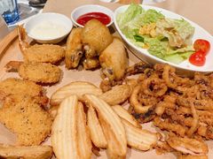 人气重磅拼盘-必胜客(新辰里酒仙桥店)