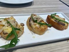 -必胜客(证大大拇指店)