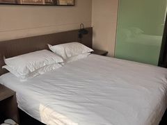 -锦江之星品尚(武汉协和医院取水楼地铁站店)