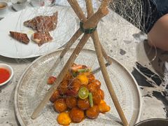 创意鲜果咕噜肉-广州文华东方酒店·江-由辉师傅主理