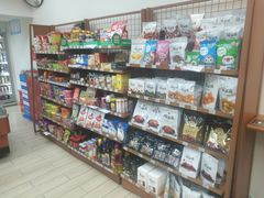 -全家便利店(崂山路四店)