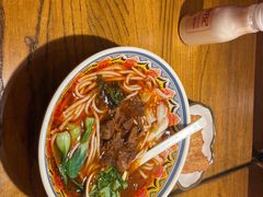 -鑫花溪牛肉米粉(文星广场店)