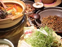 -吃饭皇帝大土家民族菜(正大广场店)