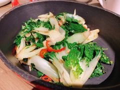 焗锅气奶白菜-小大董·烤鸭(凤凰汇店)