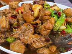 -东北四季饺子王(华山路店)