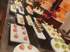 -南宁那莲豪华精选酒店-云端海鲜·牛排自助餐厅