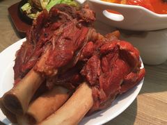 金牌酱棒骨-上关雪東北菜(中房金谊店)