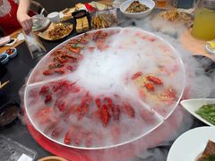 -肥肥虾庄·金牌油焖大虾(汉口城市广场店)
