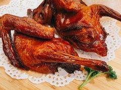 秘制脆皮乳鸽-避风塘·金牌店·夜宵(金玉兰店)