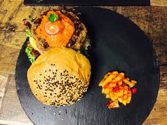 特调山楂酱汉堡-HIGH FIVE哈福手工汉堡(桂林路店)