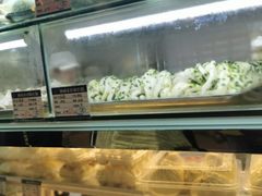 面包甜点陈列柜-白玉兰食品(甜云店)