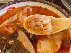 -正宗开封黄家灌汤小笼包子