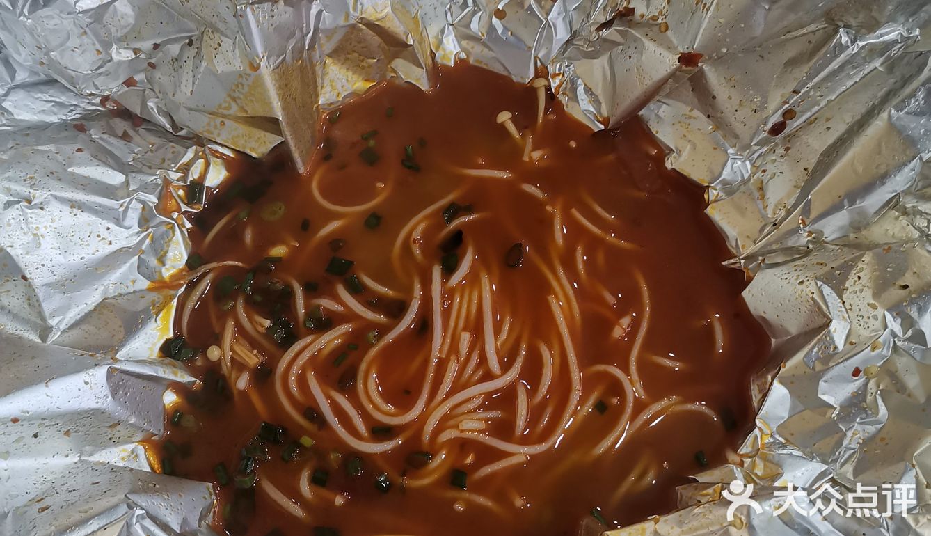 再次打卡金牛万达背后肖家村南二巷，熟悉的美食街