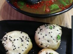 -小杨生煎(金山百联购物中心3楼店)