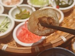 -包整·丝娃娃(甲秀楼景观店)