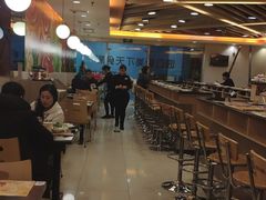 大堂-呷哺呷哺(世贸.工三店)