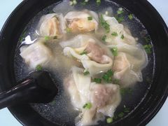 咸蛋黄馄饨-食惠里小笼包面馆(越秀店)
