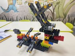 -百变天才机器人编程中心·信奥·VEX竞赛·无人机(金田广场店)