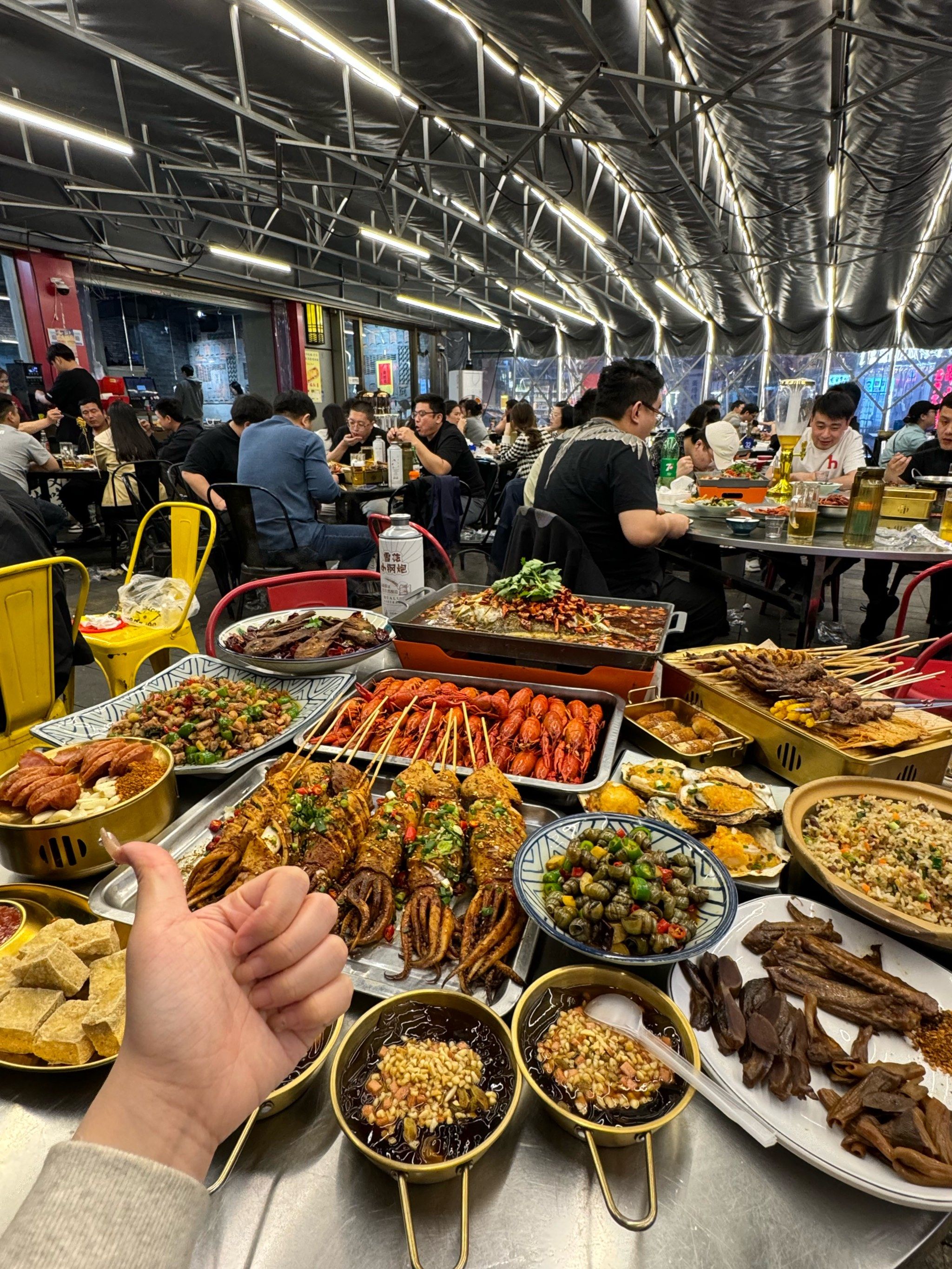 杭州真正好吃的宵夜大排档!座无虚席!