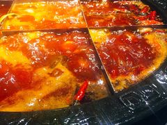 -红九格老火锅(三峡广场店)