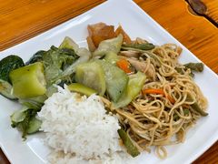 -阿育王寺素斋馆