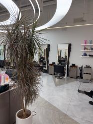 -ON STAR SALON