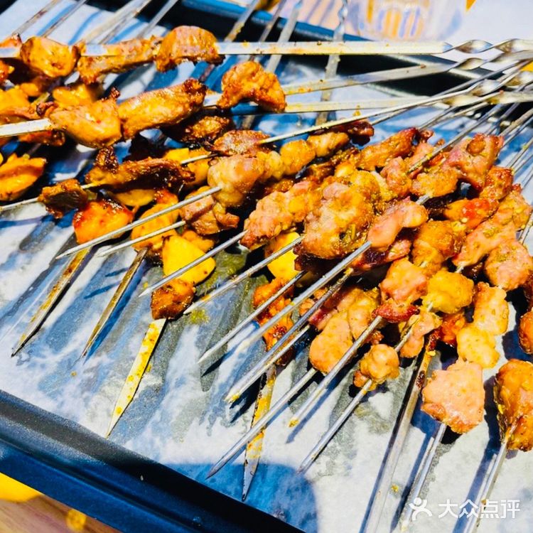 泰山王老三串店