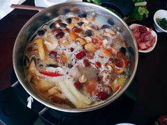 -野菌皇海景野生菌火锅(滨海大道店)
