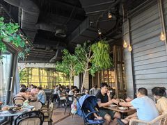 -Kub Kao Kub Pla (Terminal21)