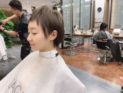 -扎嘎形象设计