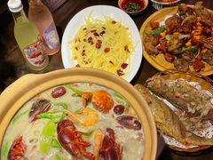 -聚汇三少·龙虾·中餐厅(莫邪路新天地店)