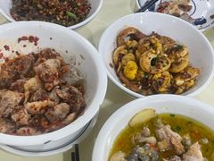 -笨罗卜浏阳菜馆(太平街店)