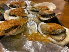 蒜泥生蚝-老东镇啤酒屋海鲜加工·蒸汽海鲜·海鲜烧烤(台东店)