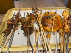 -街角等你.大连海鲜烧烤.经典铁板海鲜串(西安路店)