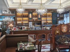 -秘密旅行Bonjour(黑金冠 江南西店)